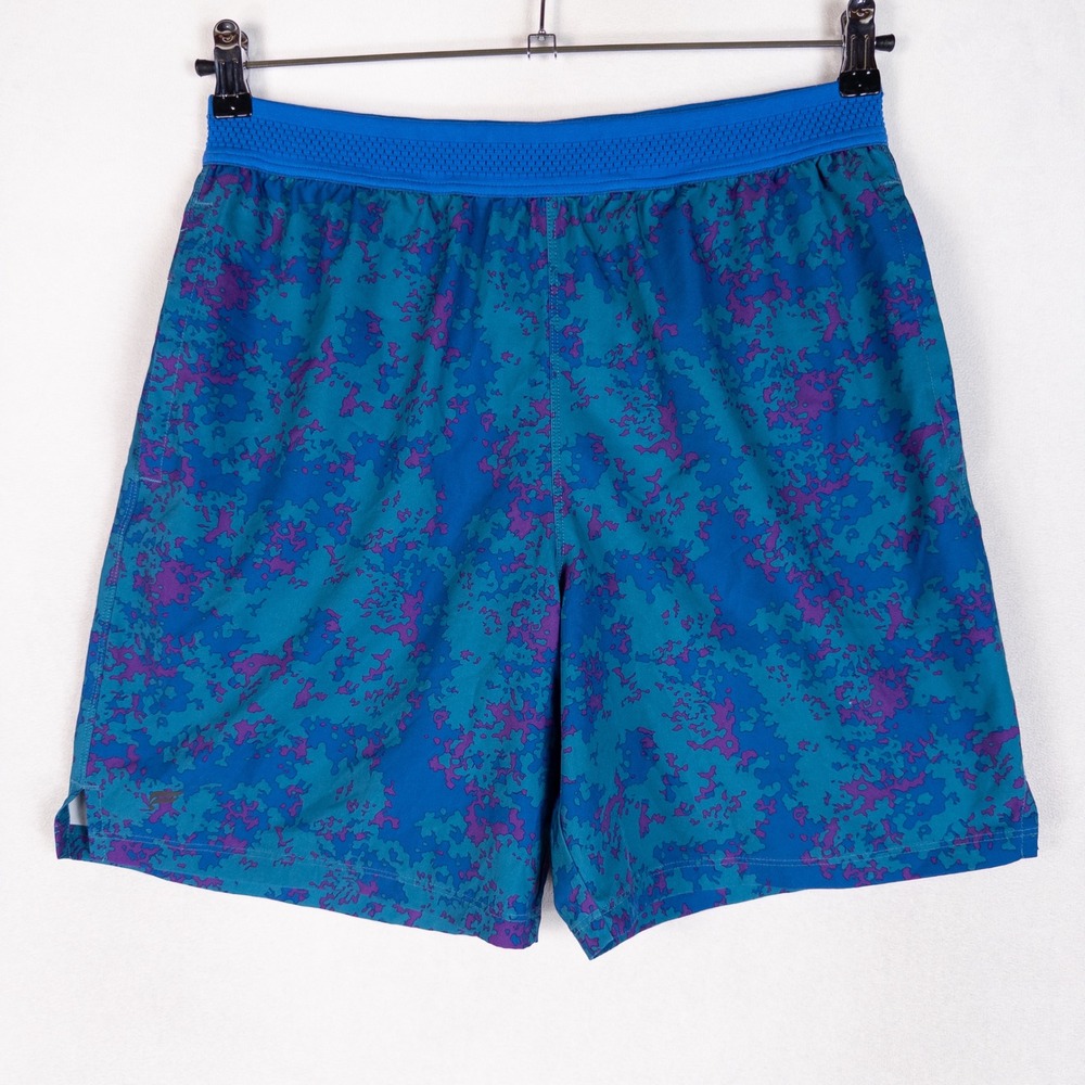 Fabletics Mens Athletic Shorts M Blue Teal Purple Abstract Camo Training Gym 7in